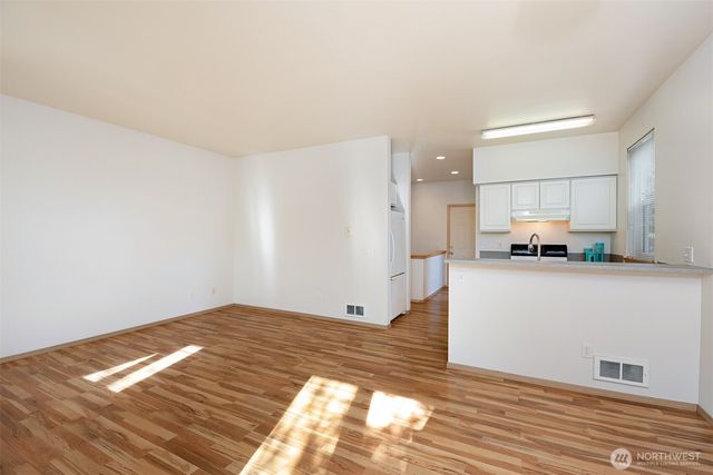 913 917 13th Avenue, Seattle, WA 98122