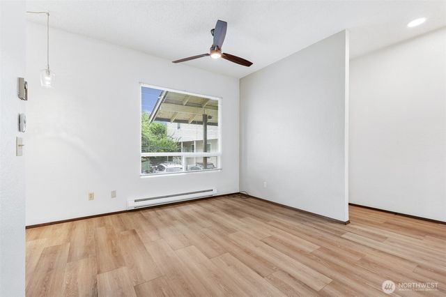 913 917 13th Avenue, Seattle, WA 98122