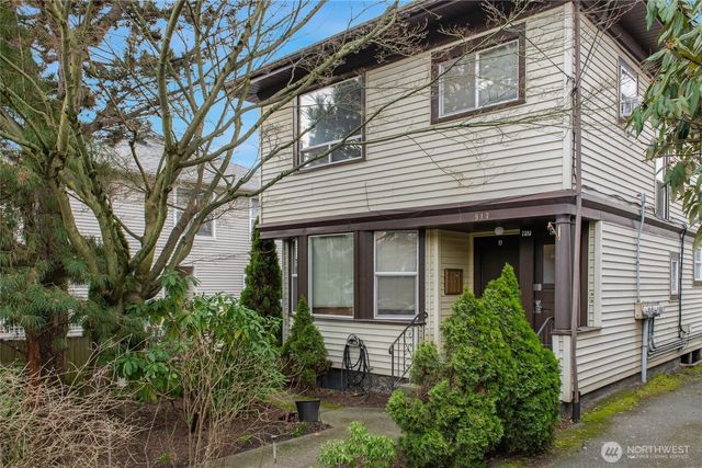 913 917 13th Avenue, Seattle, WA 98122