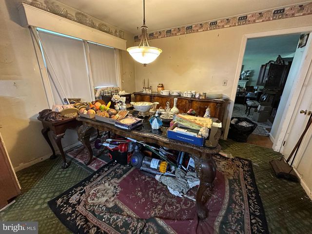 1 N CLIFTON DR, Williamsport, MD 21795