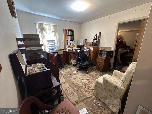 1 N CLIFTON DR, Williamsport, MD 21795