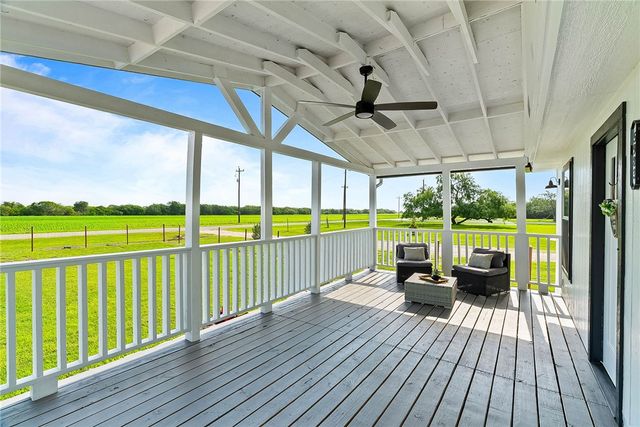 5983 County Road 42 Road, Robstown, TX 78380