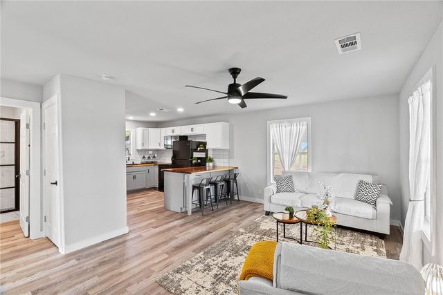 5983 County Road 42 Road, Robstown, TX 78380