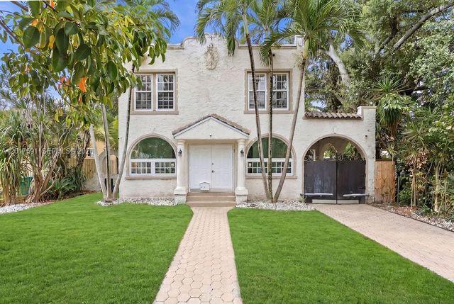 22 NE 44th St 0, Miami, FL 33137