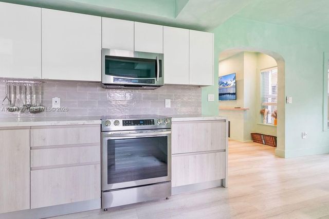 22 NE 44th St 0, Miami, FL 33137