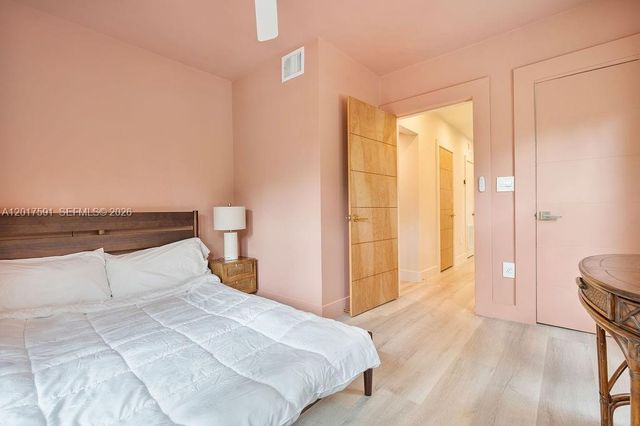 22 NE 44th St 0, Miami, FL 33137