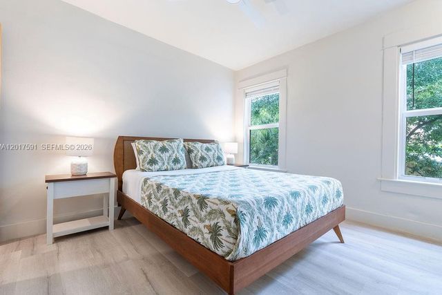 22 NE 44th St 0, Miami, FL 33137