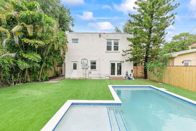 22 NE 44th St 0, Miami, FL 33137