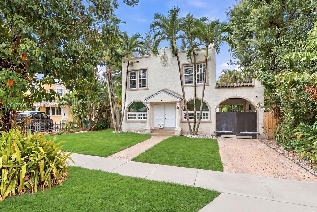 22 NE 44th St 0, Miami, FL 33137