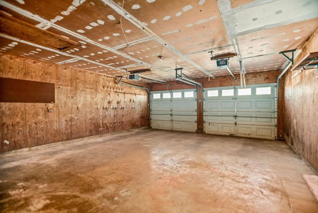 1106 Brookhollow Drive, Port Lavaca, TX 77979