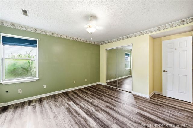 3006 Bluegrass Court, Jeffersonville, IN 47130