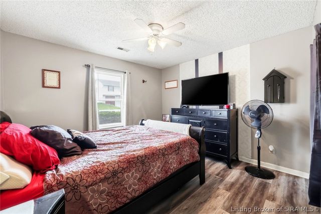 3006 Bluegrass Court, Jeffersonville, IN 47130