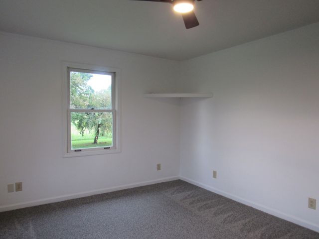 548 Cooper Dr, Mcminnville, TN 37110
