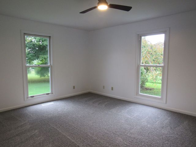 548 Cooper Dr, Mcminnville, TN 37110