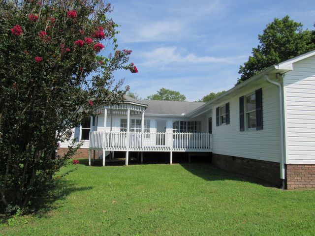 548 Cooper Dr, Mcminnville, TN 37110