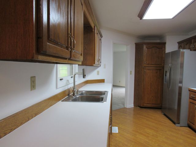 548 Cooper Dr, Mcminnville, TN 37110