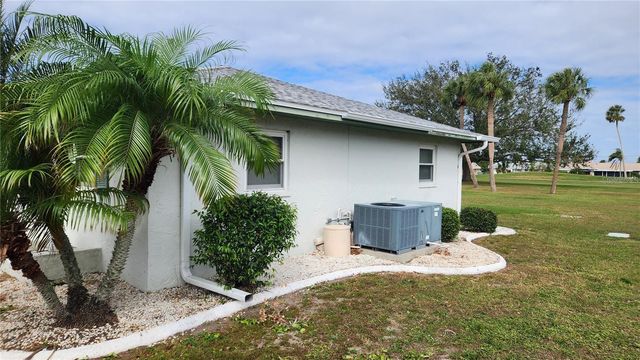 709 W BROCKTON PLACE NA, Sun City Center, FL 33573