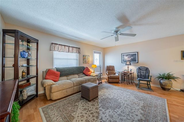 709 W BROCKTON PLACE NA, Sun City Center, FL 33573