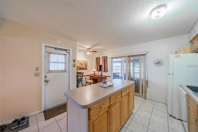 709 W BROCKTON PLACE NA, Sun City Center, FL 33573