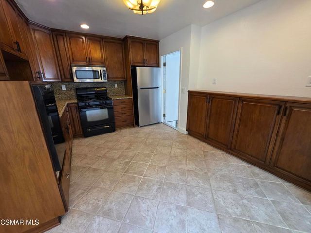 268 Via Colinas, Thousand Oaks, CA 91362