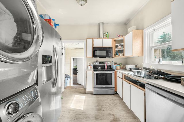 1212 Morrow Road, Medford, OR 97504