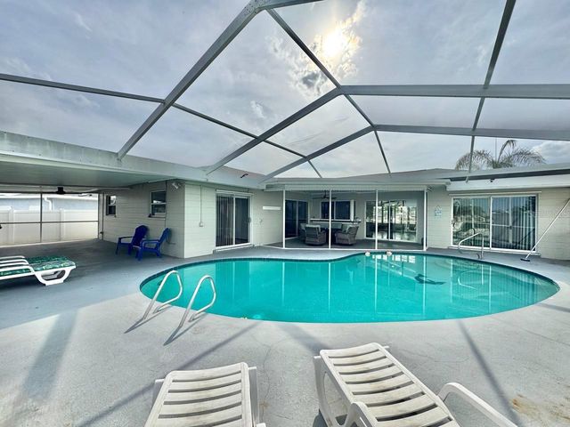6316 LAKE SUNRISE DRIVE, Apollo Beach, FL 33572