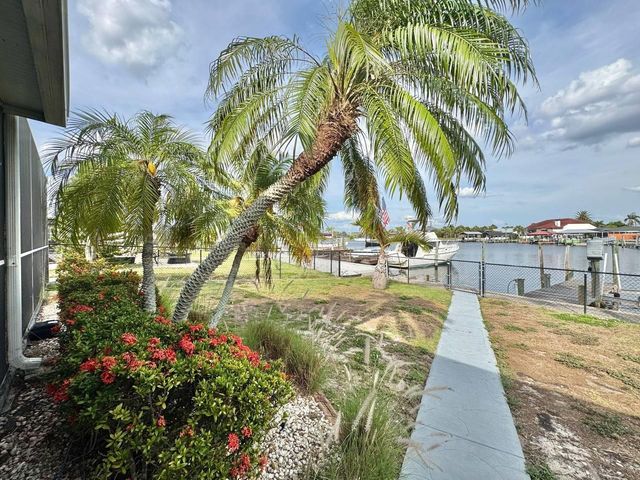 6316 LAKE SUNRISE DRIVE, Apollo Beach, FL 33572