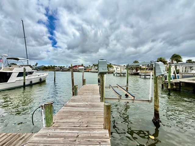 6316 LAKE SUNRISE DRIVE, Apollo Beach, FL 33572