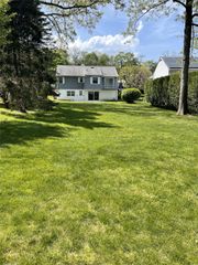 190 Albemarle Road, White Plains, NY 10605