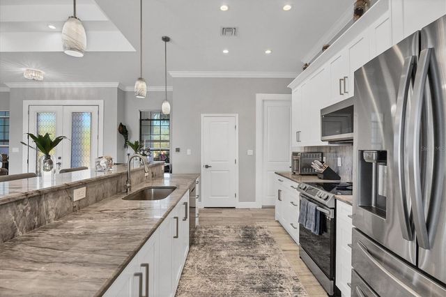 15504 HENNIPEN CIRCLE, Port Charlotte, FL 33981