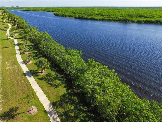 15504 HENNIPEN CIRCLE, Port Charlotte, FL 33981