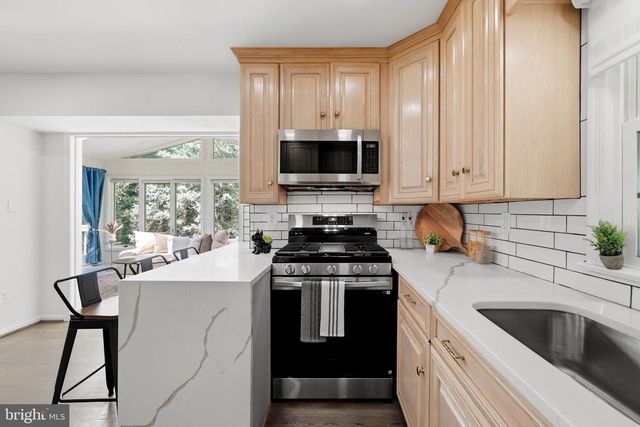 7202 SAMPAL PL, Springfield, VA 22153