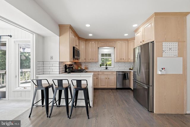 7202 SAMPAL PL, Springfield, VA 22153