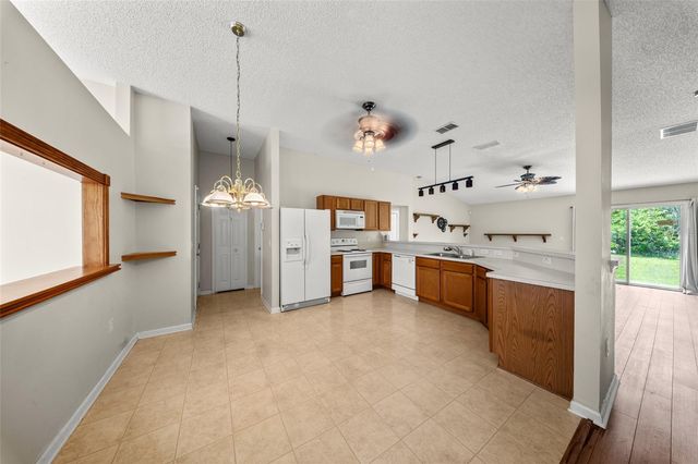 19 POSTMAN LANE, Palm Coast, FL 32164