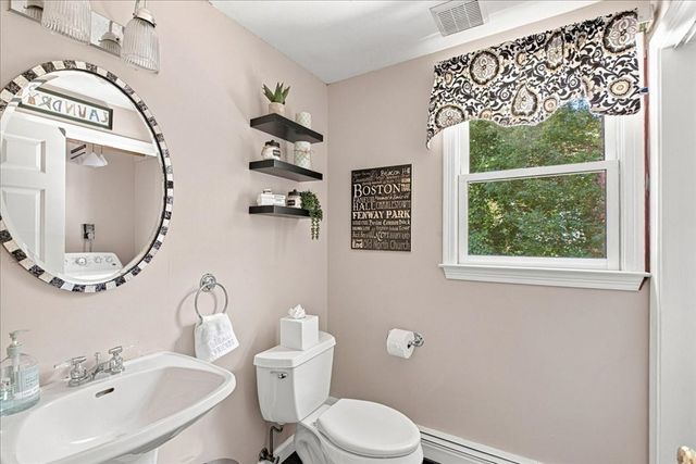 9 Catherine Avenue, Franklin, MA 02038