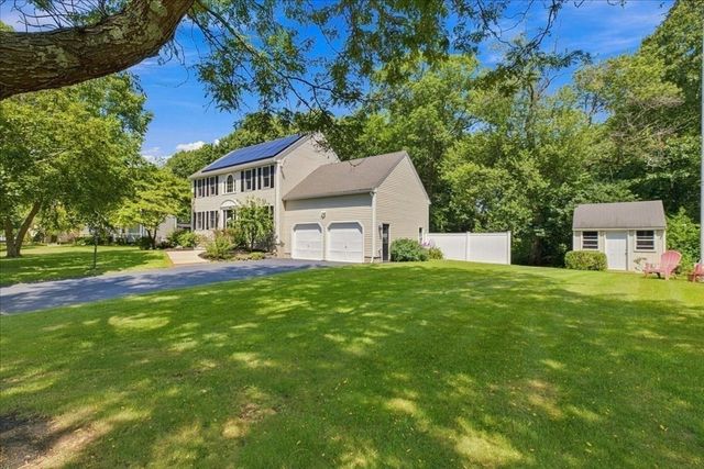 9 Catherine Avenue, Franklin, MA 02038