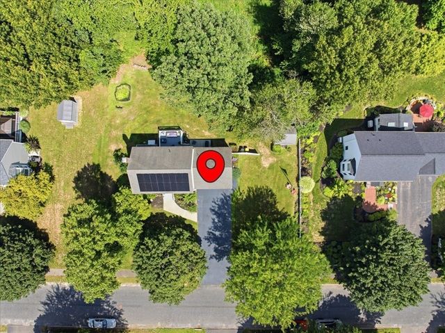 9 Catherine Avenue, Franklin, MA 02038