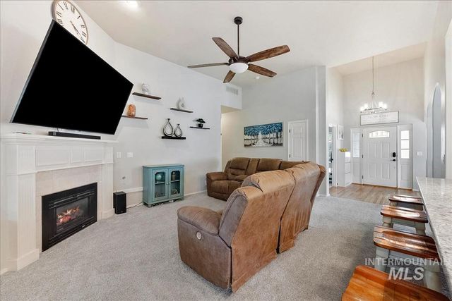 11746 W Daniel Dr, Boise, ID 83713