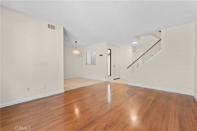 887 Endicott, Claremont, CA 91711