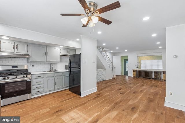 3017 S 15TH ST, Philadelphia, PA 19145