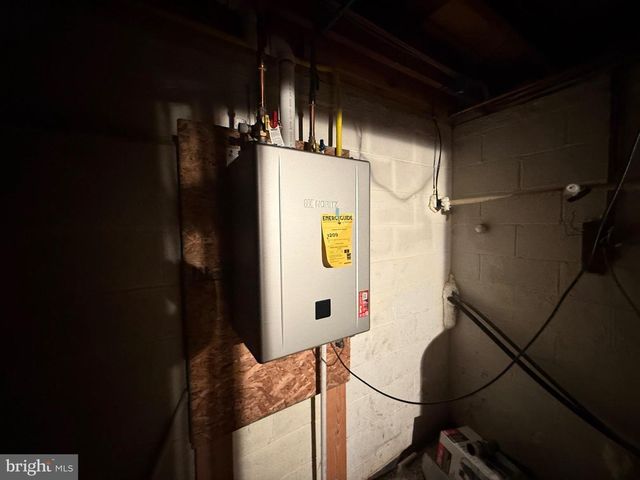 27 SHELDON AVE, Millville, NJ 08332