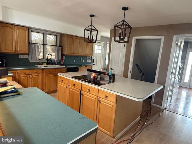 27 SHELDON AVE, Millville, NJ 08332