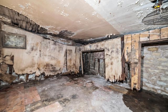 6943 S Euclid Avenue, Chicago, IL 60649