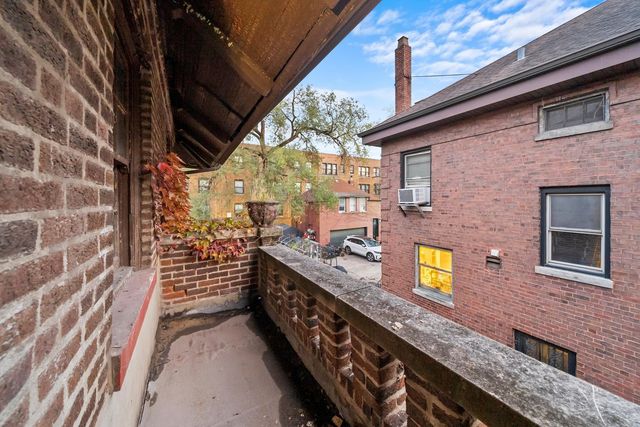 6943 S Euclid Avenue, Chicago, IL 60649