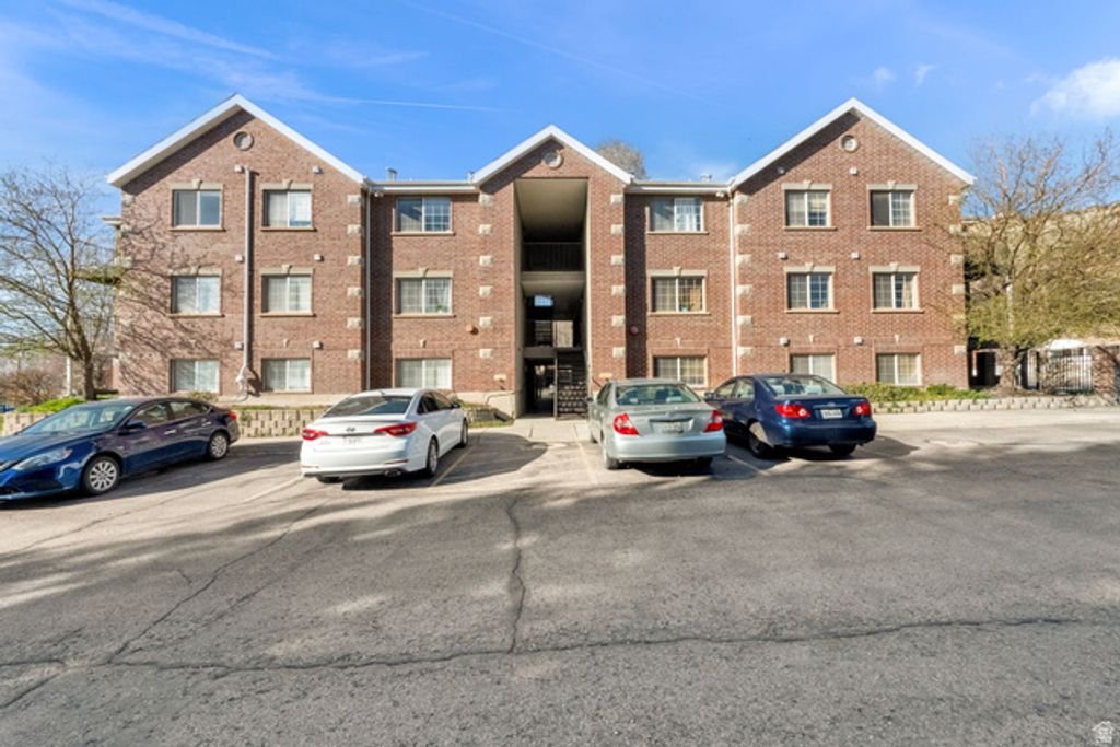 Image 18 of property listing at 315 W 700 N #1, Salt Lake City, UT 84103