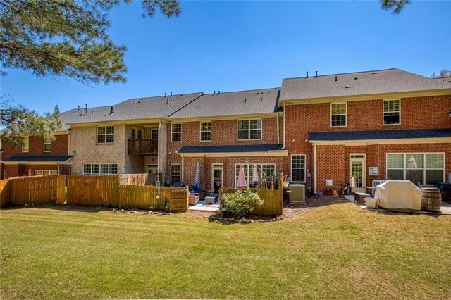1404 Lexington Drive, Roswell, GA 30075