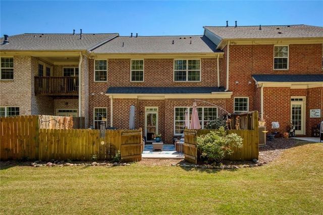 1404 Lexington Drive, Roswell, GA 30075