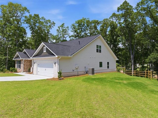 3305 Trevi Trail, Douglasville, GA 30135