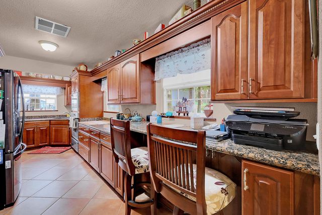 8383 Hallwood Blvd, Marysville, CA 95901