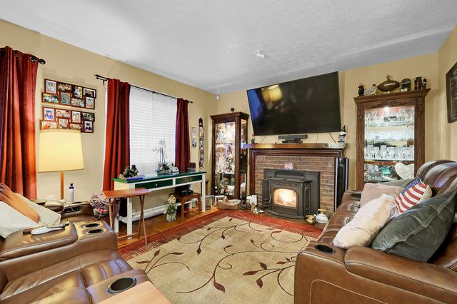 8383 Hallwood Blvd, Marysville, CA 95901